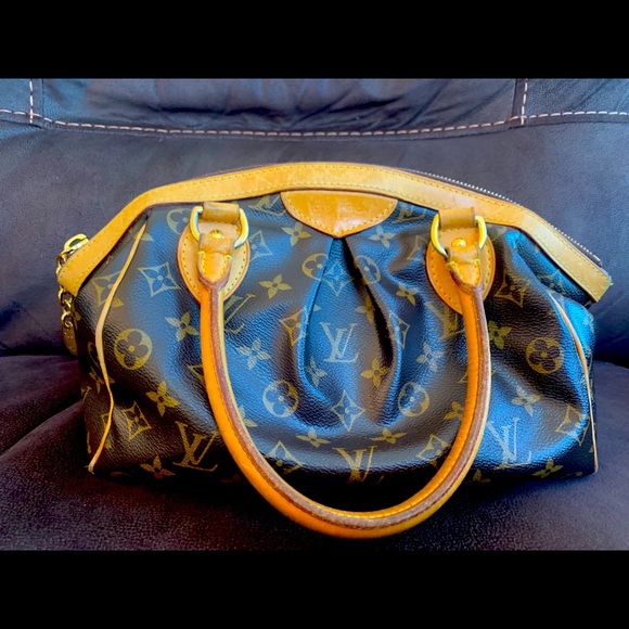 Authentic Louis Vuitton Tivoli with dust bag. - Picture 12 of 12